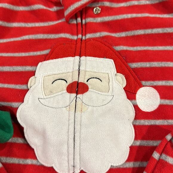 Carters Santa feetie pajamas size 5T - Picture 4 of 5